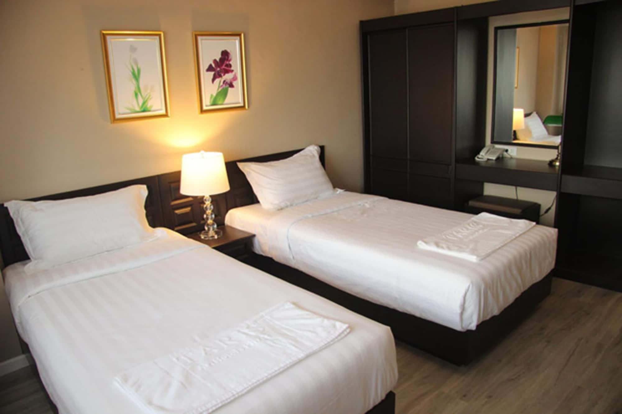 Taris Art Hotel Phrae Exteriér fotografie