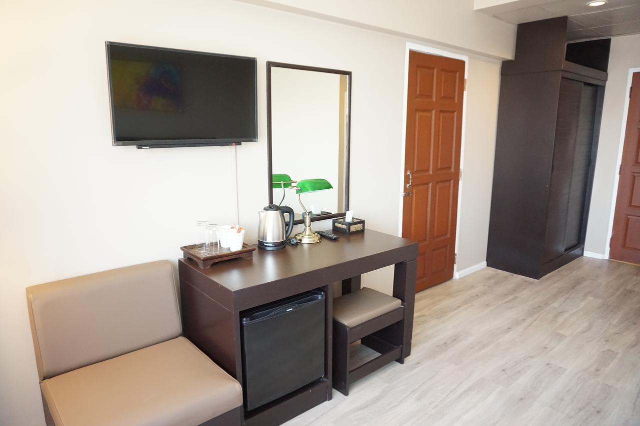 Taris Art Hotel Phrae Exteriér fotografie